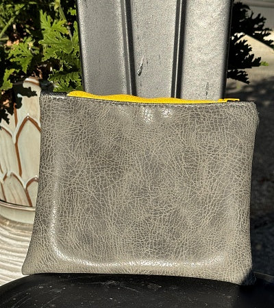 Dog But Zipper Pouch